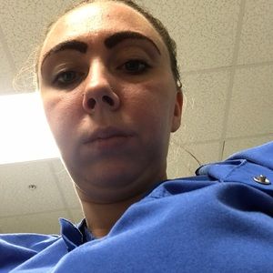 Meet your Posher, Carly